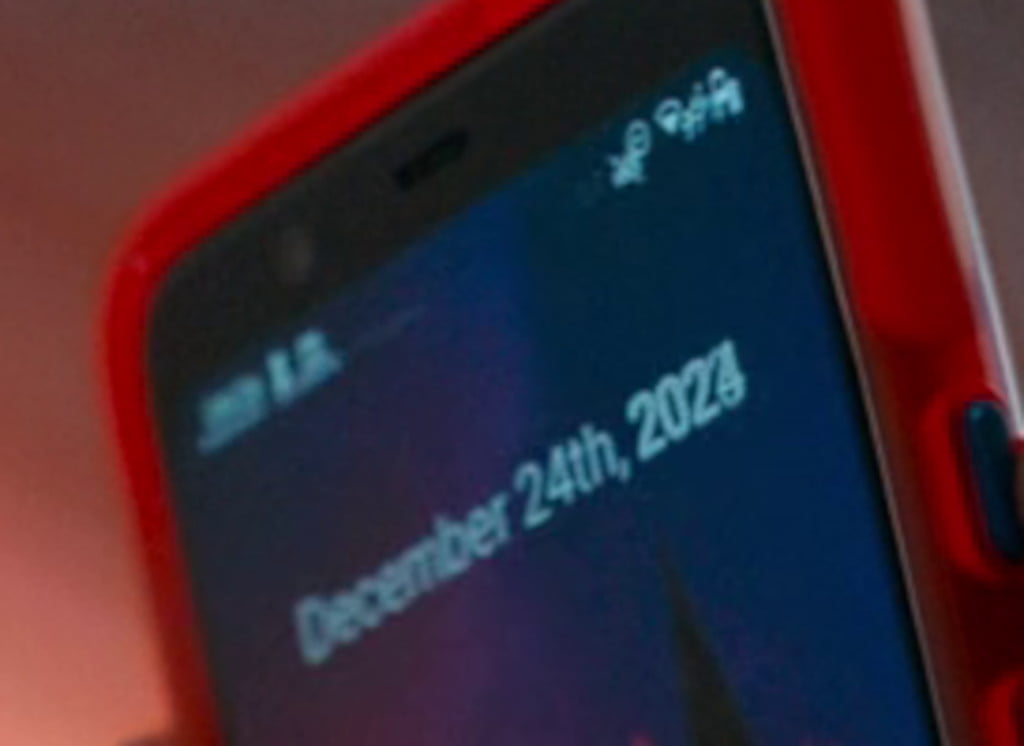 Phone showing a confusing date. WiFi connected.